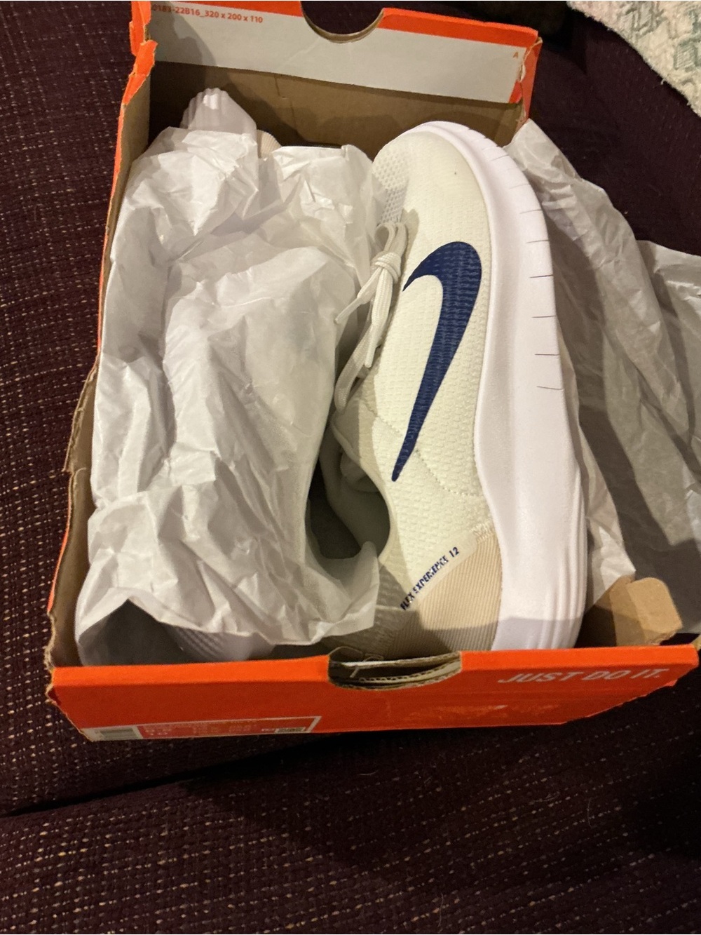 Nike Flex Experience Run 12. Brand new in box:No Lid. Men’s 8.5 Women’s 10. - Picture 2 of 8
